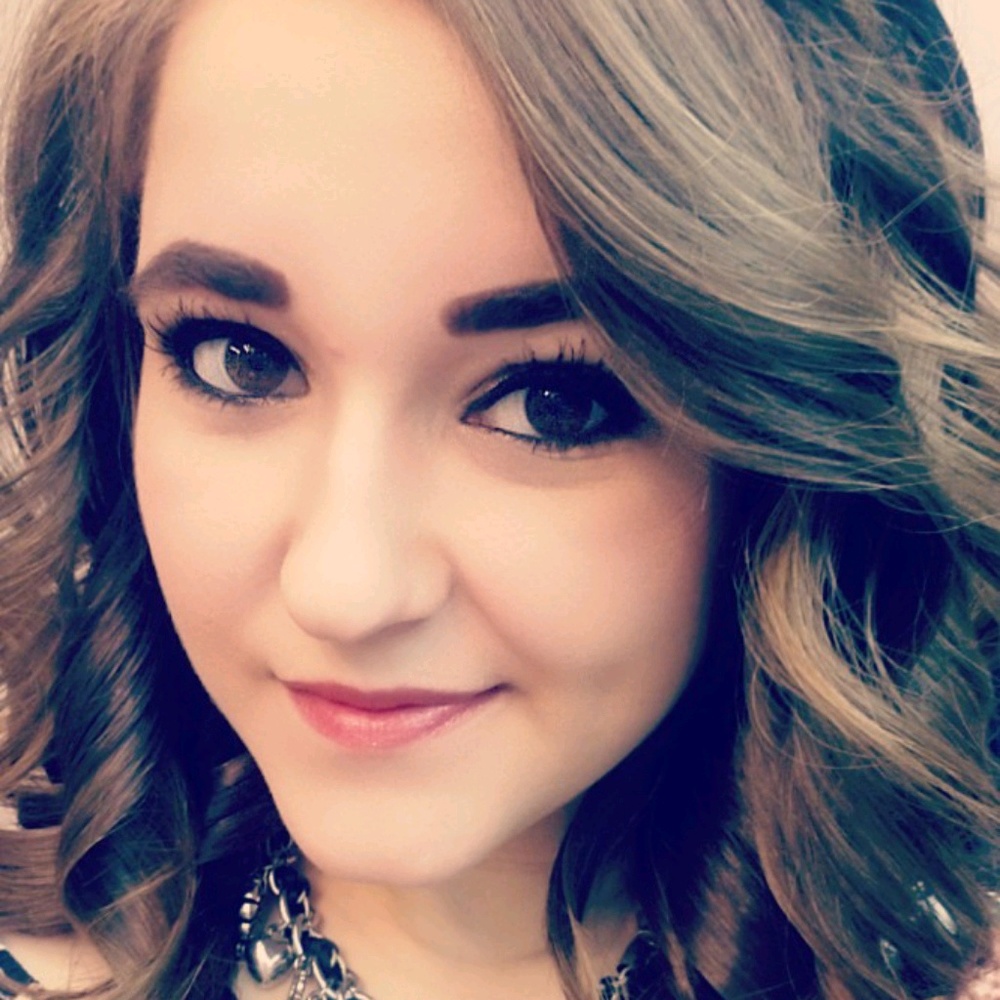 Meet your Posher, Samantha